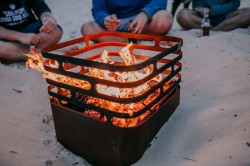 höfats Cube rostig Feuerkorb | Grill | Hocker